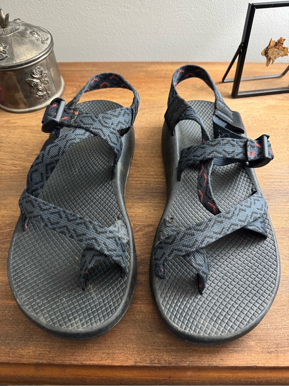 Men Chaco Sandals Blue Aztec Pattern Size 10